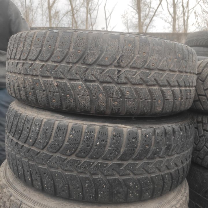 Пара Bridgestone Ice Cruiser 205/55/16