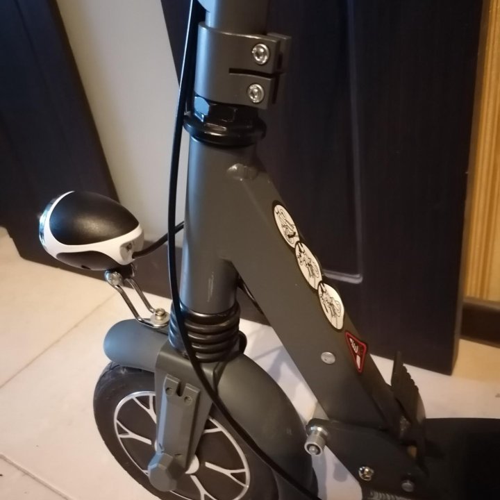 Электросамокат iconbit kickscooter e80