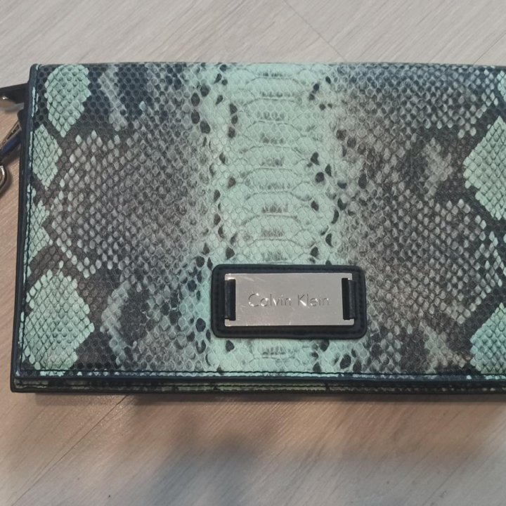 Клатч Calvin Klein