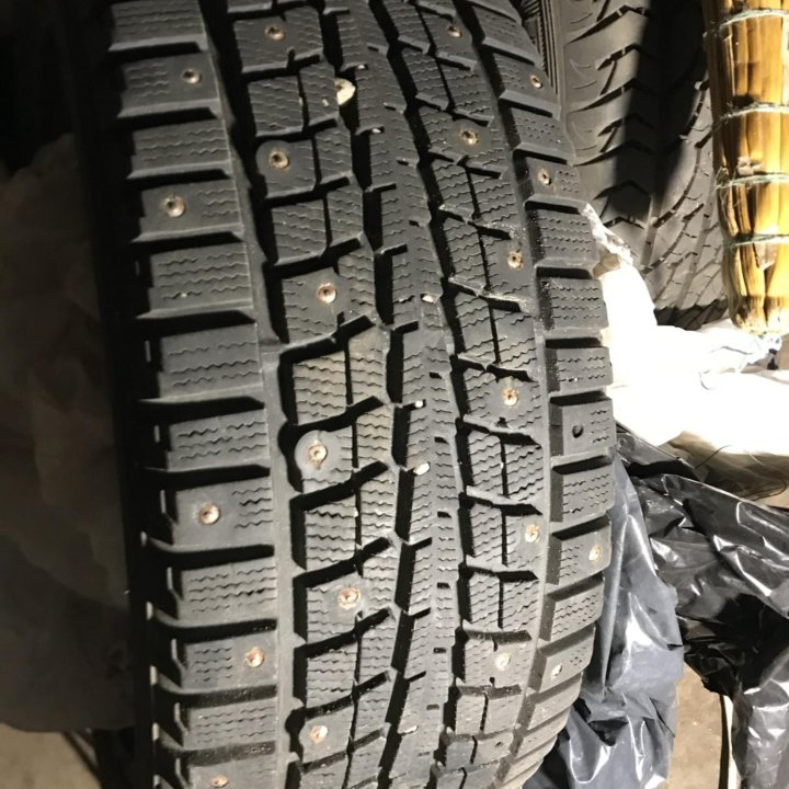 Dunlop SP Winter ICE 01 205/55 R16