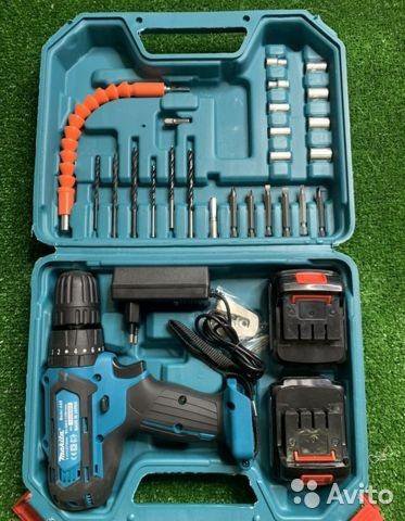 Шуруповерт Makita 21V + набор бит