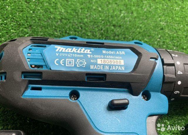 Шуруповерт Makita 21V + набор бит