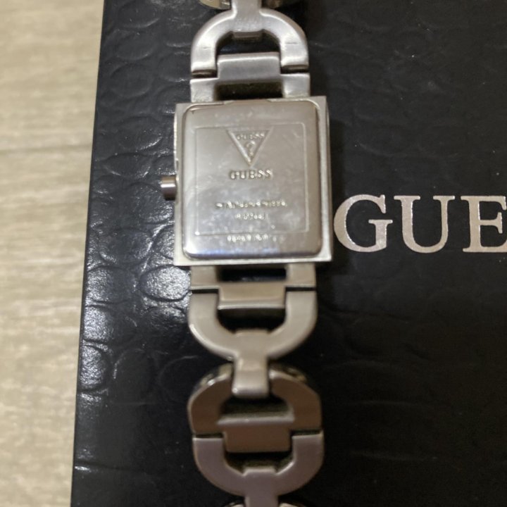 Часы GUESS, оригинал