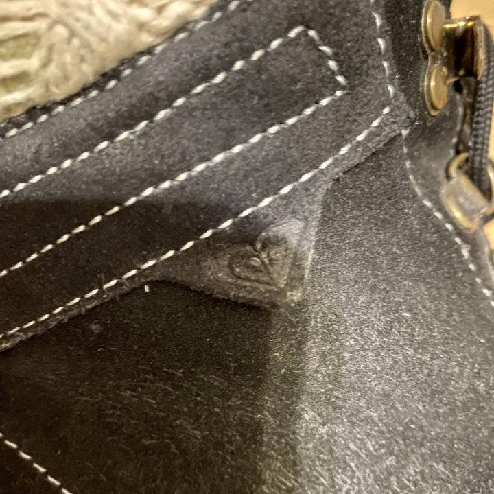 Ботинки весенние Roxy 39