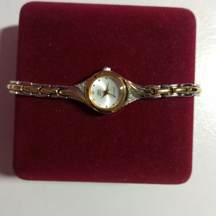 Часы наручные