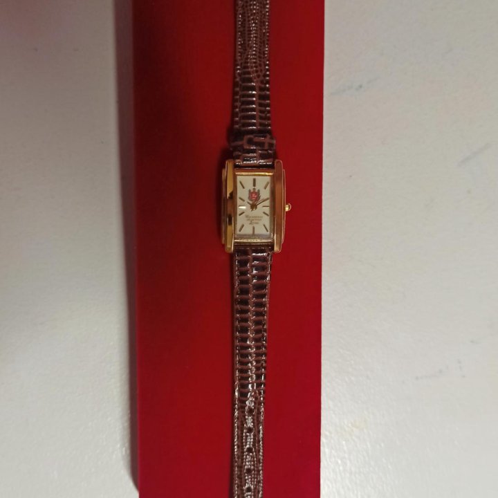 Часы наручные