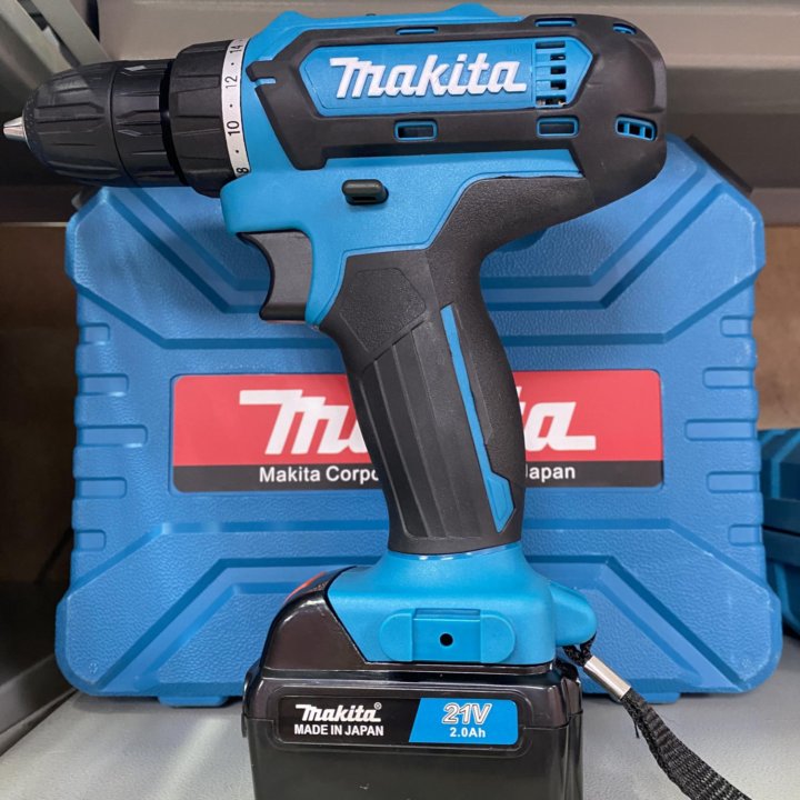 Шуруповёрт Makita 21V