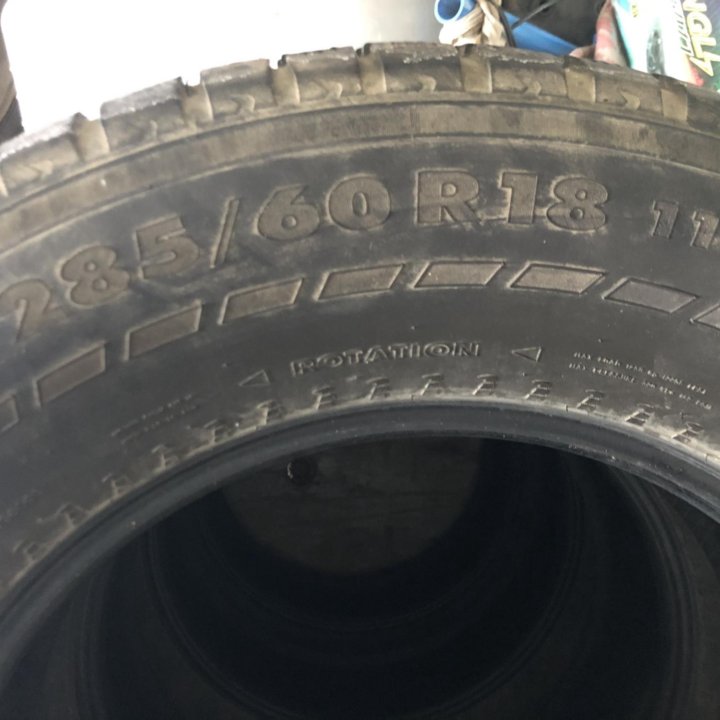 Продам комплект шин 285/60R18, б/у