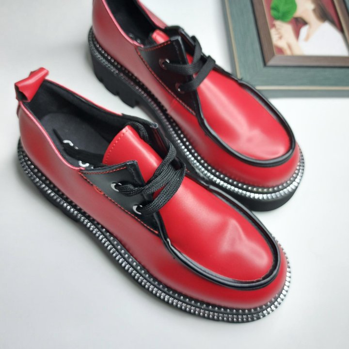 Женские ботинки