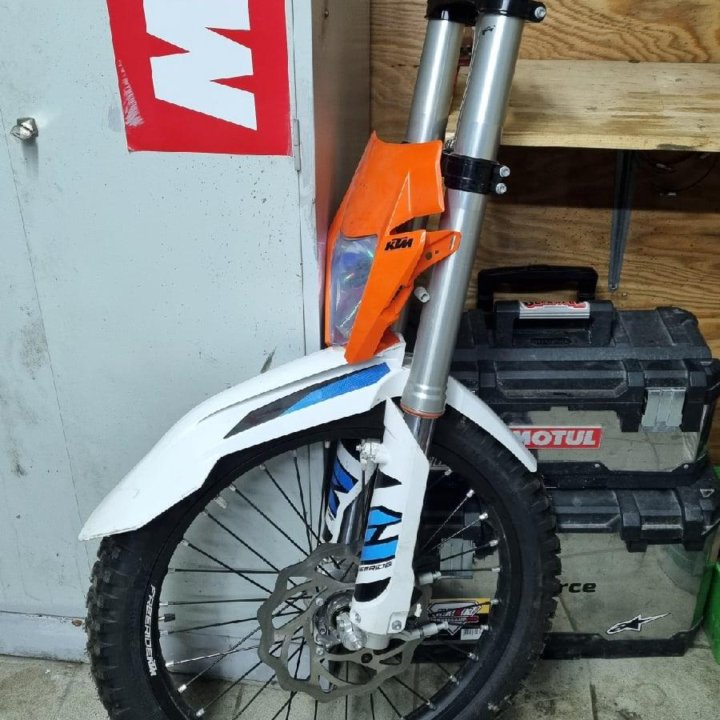 Снято с ktm e - freeride