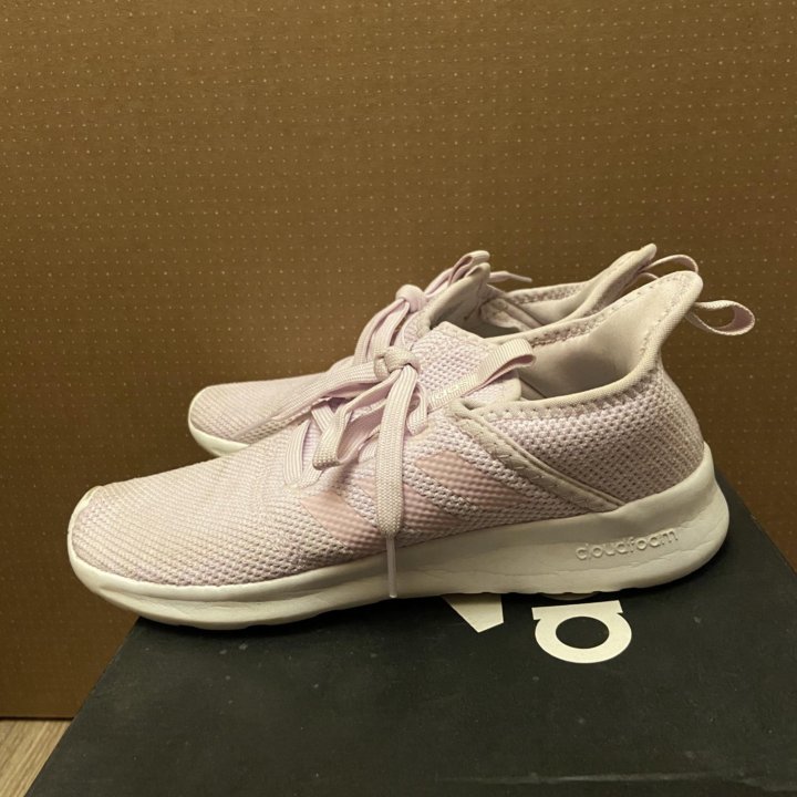 Кроссовки Адидас