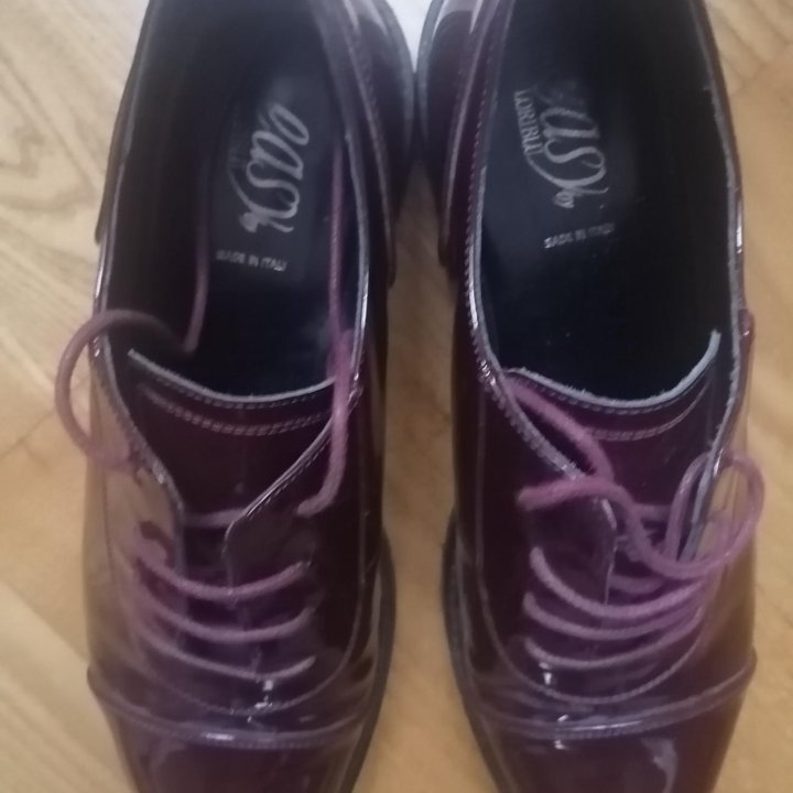 Ботинки Loriblu 40 размер