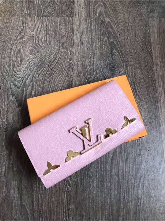 Кошелёк Louis Vuitton capucines розовый