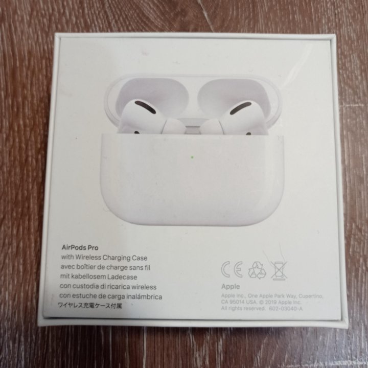 Наушники Apple AirPods Pro