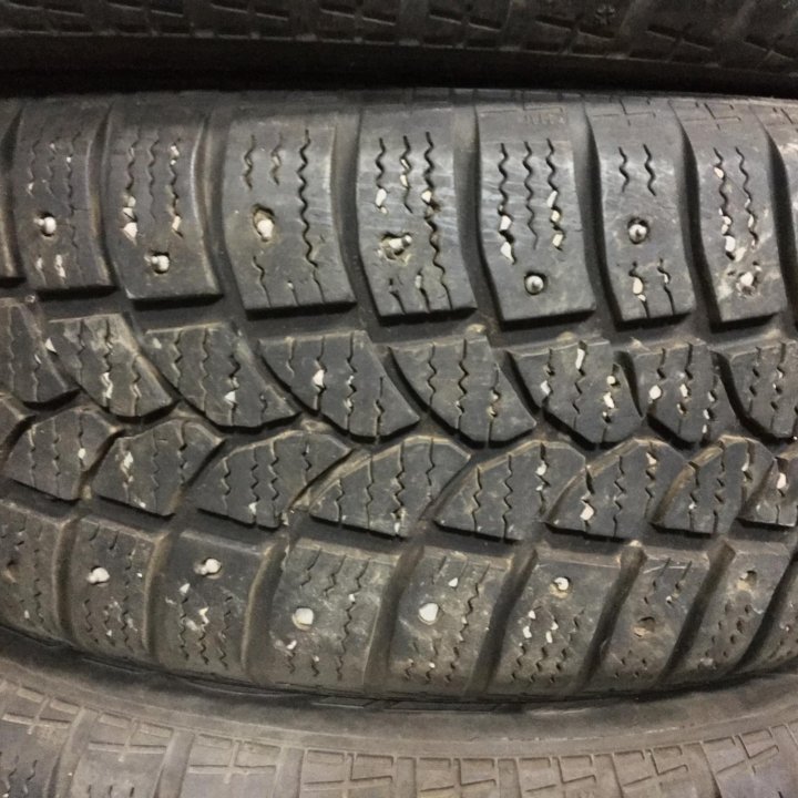 Шины зимние 205/55 R16