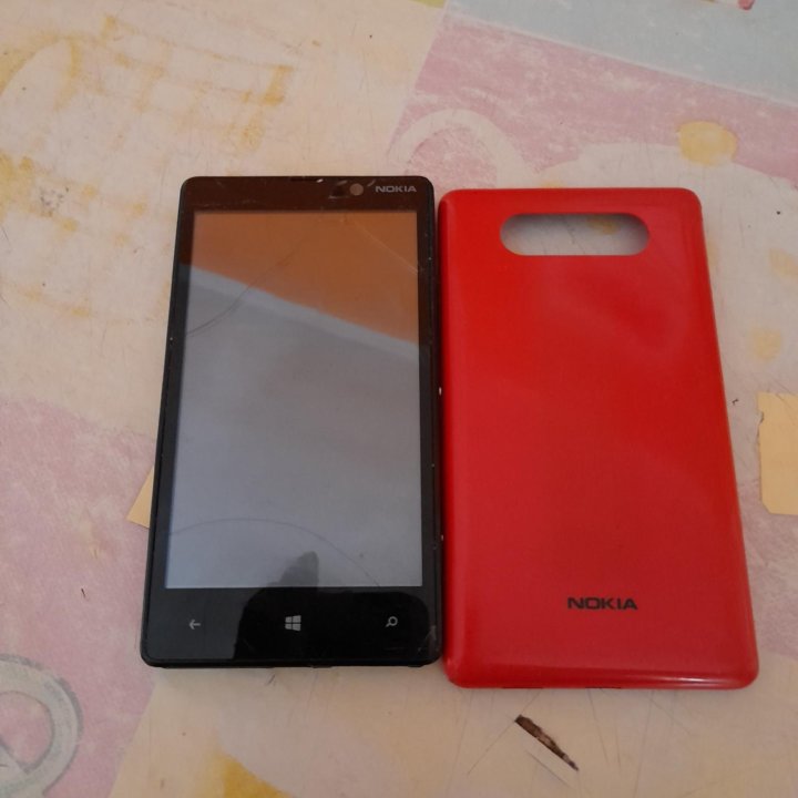 Nokia lumia 820 без батареи и зарядки не рабочий