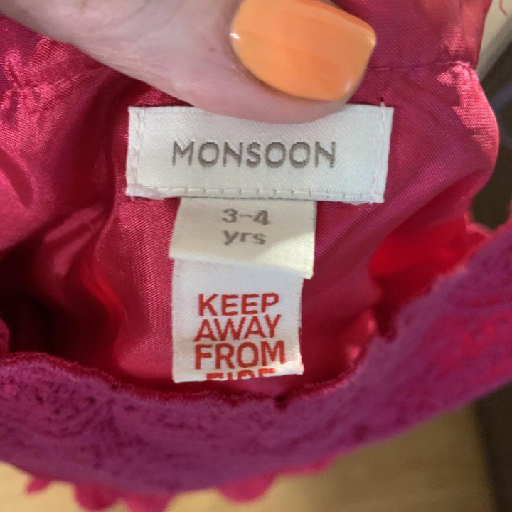 Платье monsoon