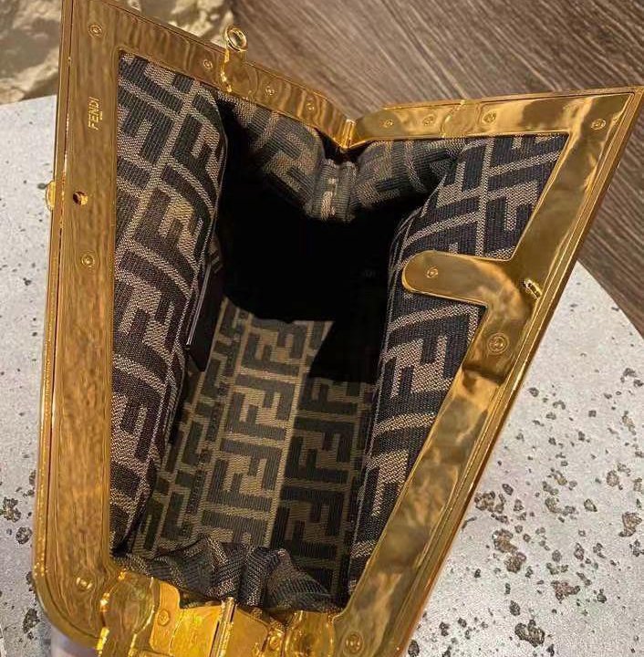 Сумка Fendi