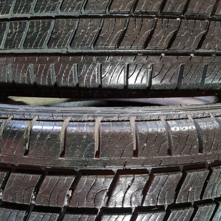 Шины всесезон грузовые Goodyear 195-70R15C 4-2-1шт