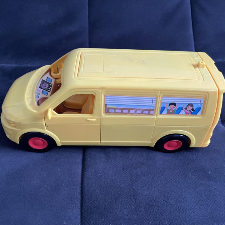 Автобус игрушечный