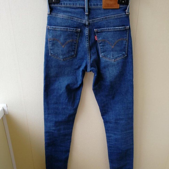 Джинсы levi's, 23