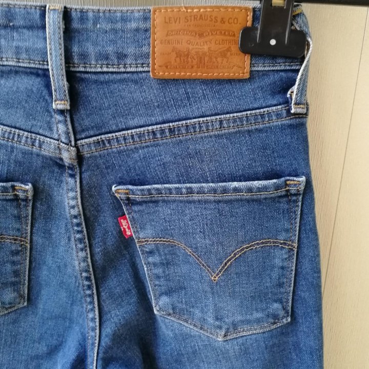 Джинсы levi's, 23