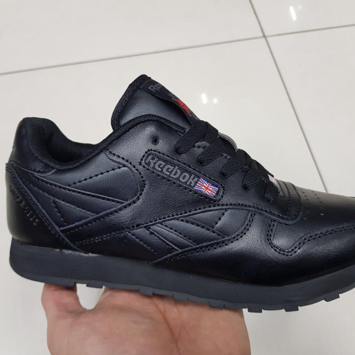 Кроссовки REEBOK classic