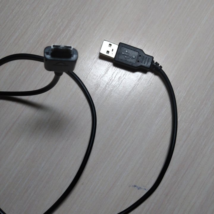 USB-кабель мобильного телефона LG