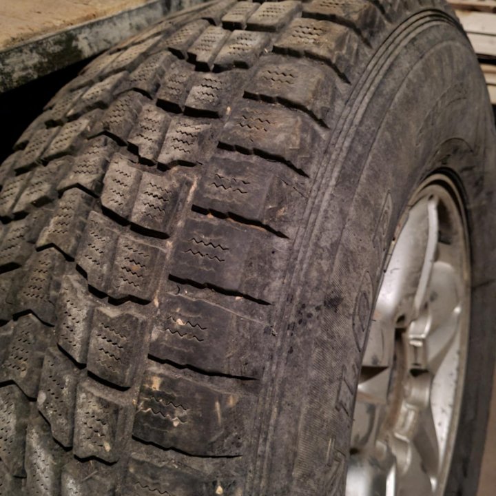 Dunlop grandtrek sj6 275/70 r16