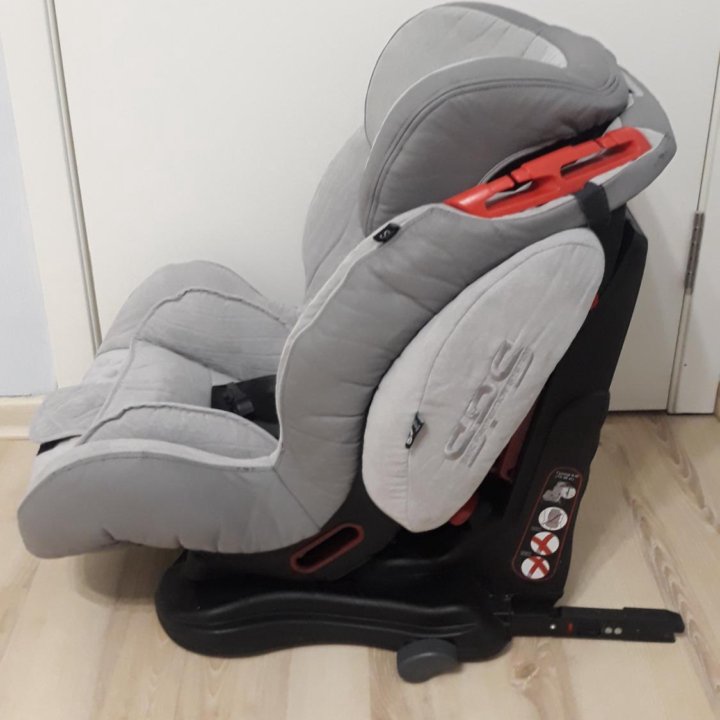 Детское автокресло Capella isofix