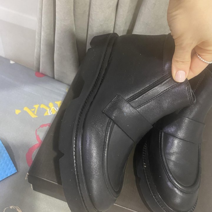 Ботинки кожа 35-36