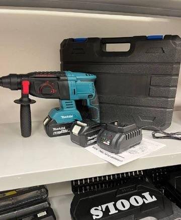 Аккумуляторный перфоратор Makita 128V новый