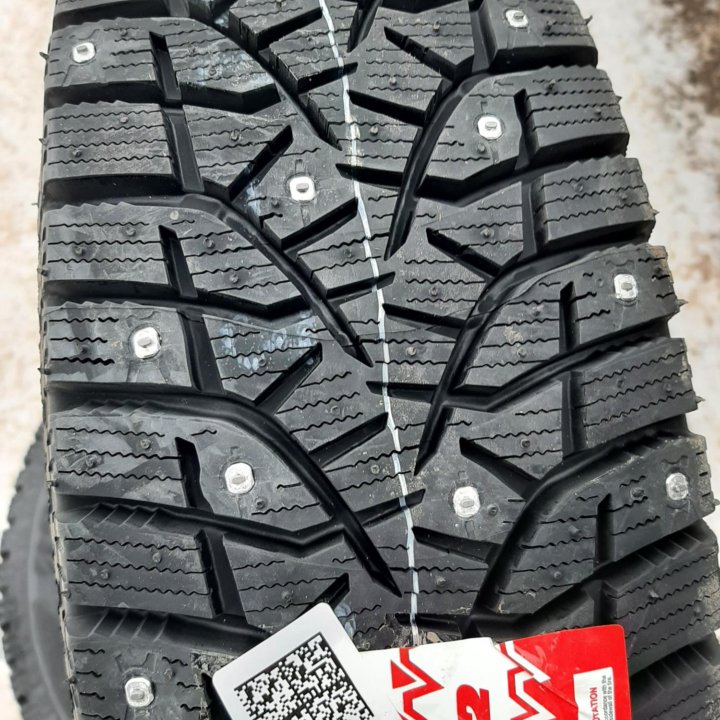 Новые 175/70 R14 Bridgestone Spike 02 шипы!