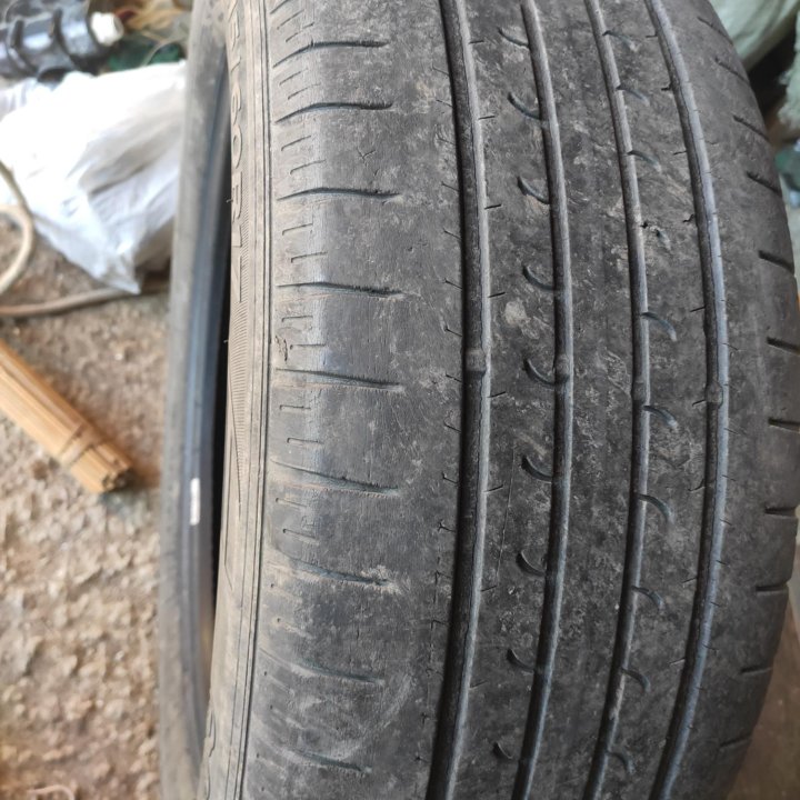 215/60/R17 Goodyear 1 шт