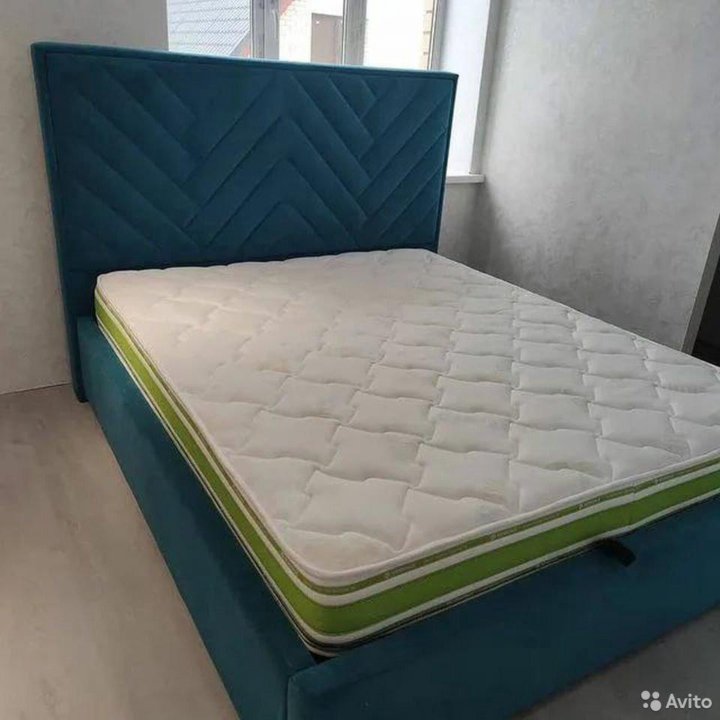 Интерьерная кровать Naomi велюр