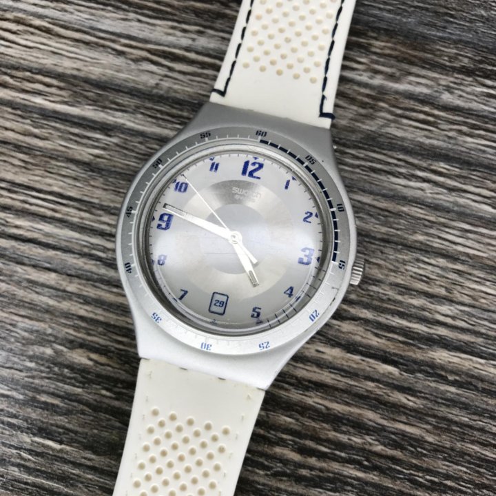 Наручные часы Swatch