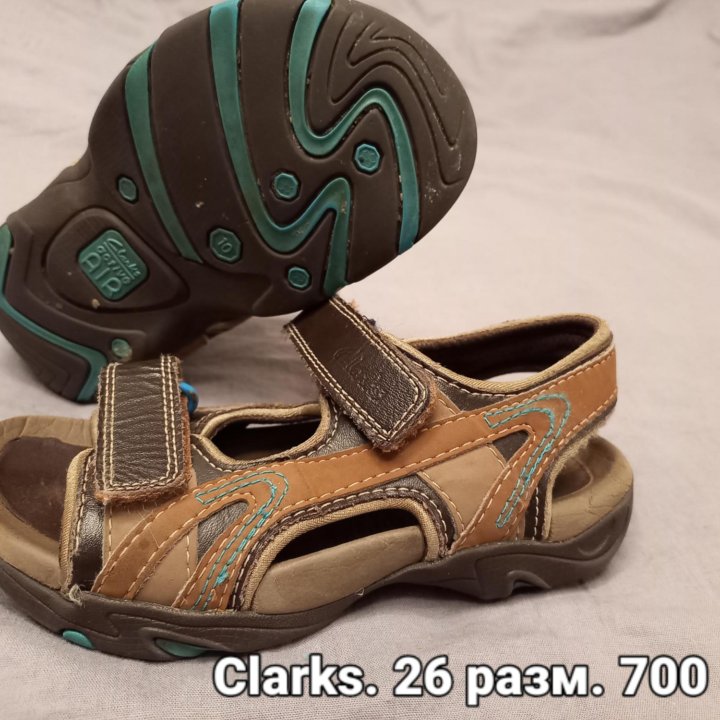 Сандалики Clarks