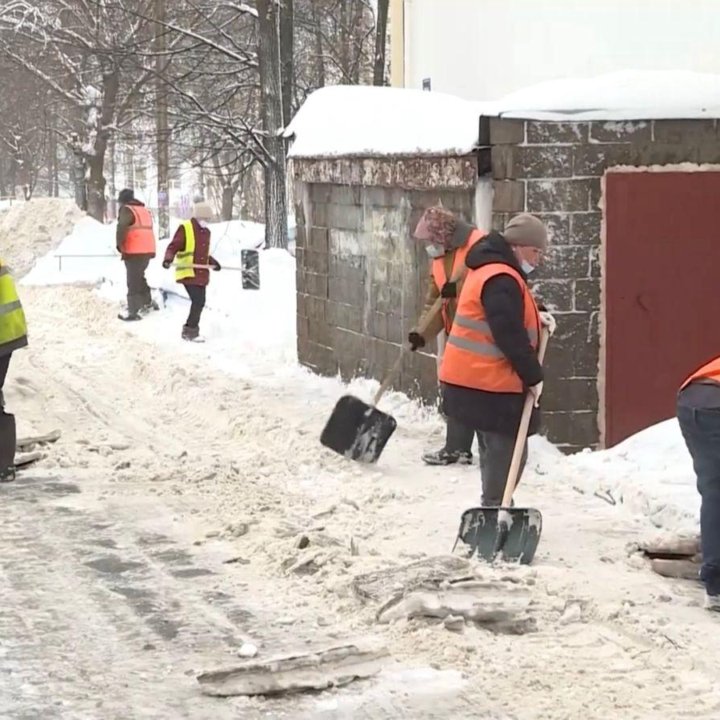 Уборка снега. Уборка помещений