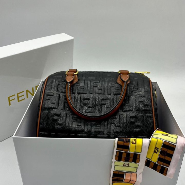 Сумка FENDI