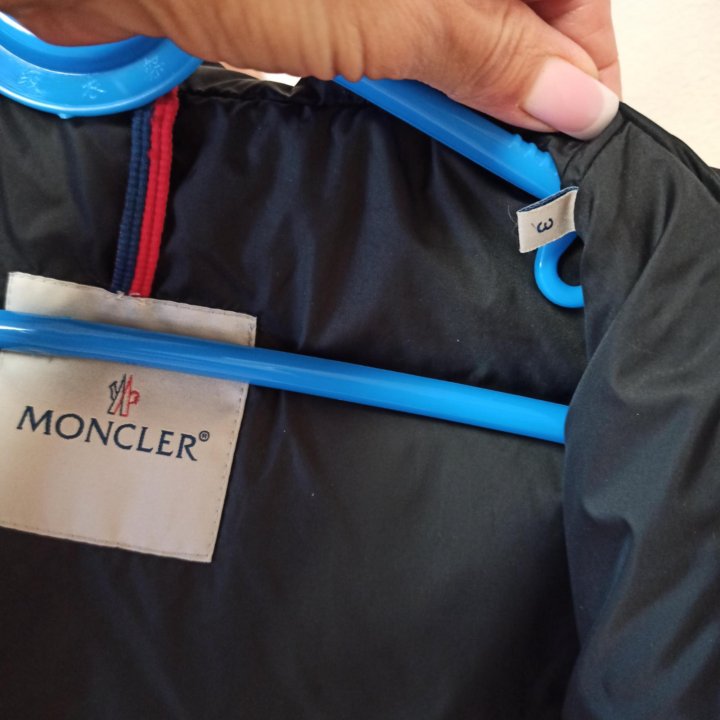 Куртка MONCLER