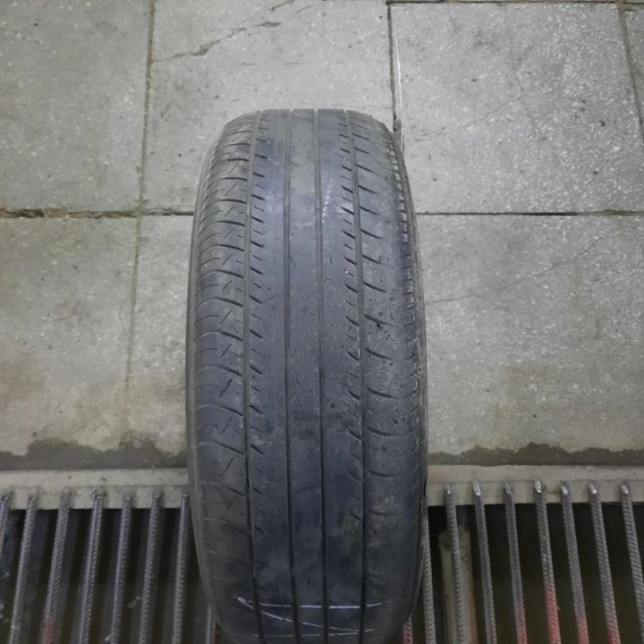 215/60R16 Yokohama db decibel E70B (Лот №3515)