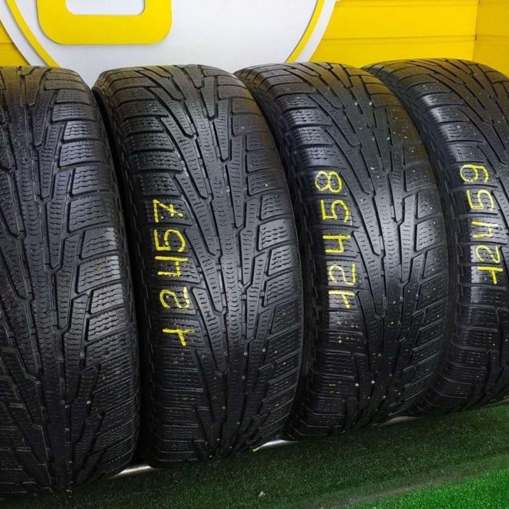 Nokian 235/60 R17 4шт