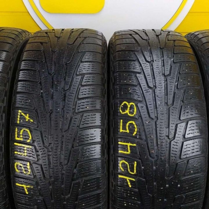 Nokian 235/60 R17 4шт