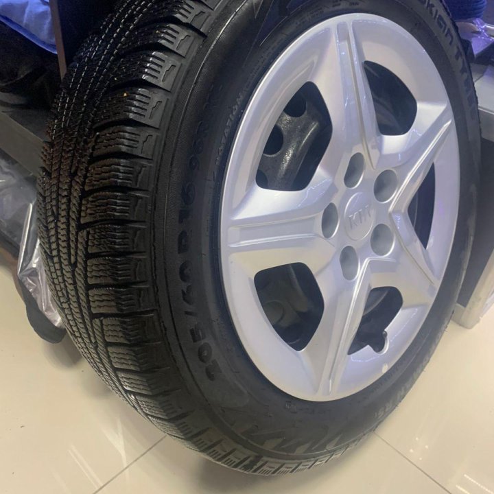 Nokian Nordman RS2 SUV 205/60 R16 96R