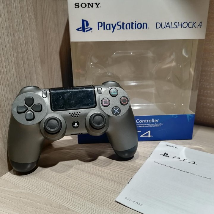 Джойстик на PS4 стальной