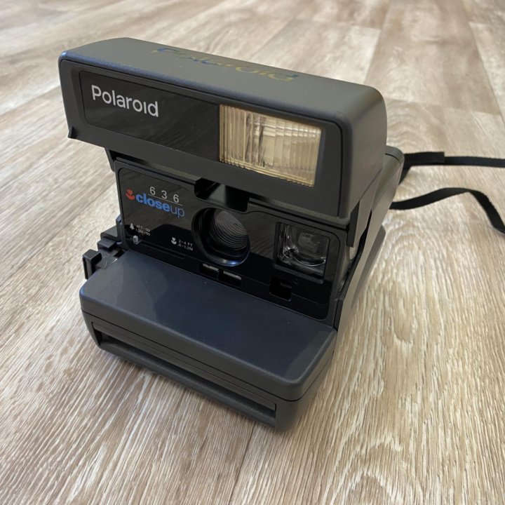 Фотоаппарат Polaroid 636 Close up б/у