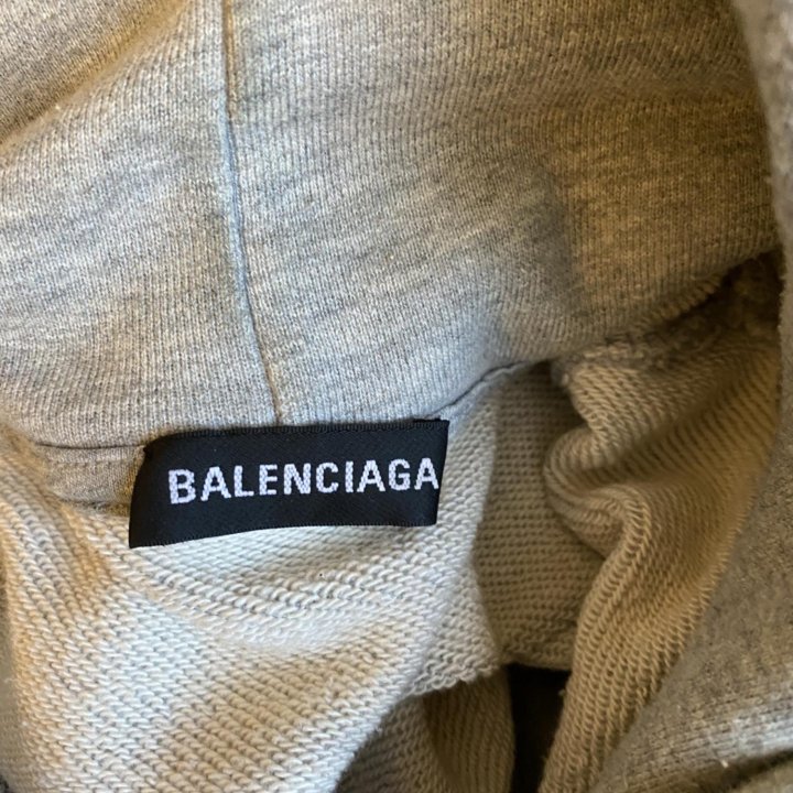 Худи balenciaga