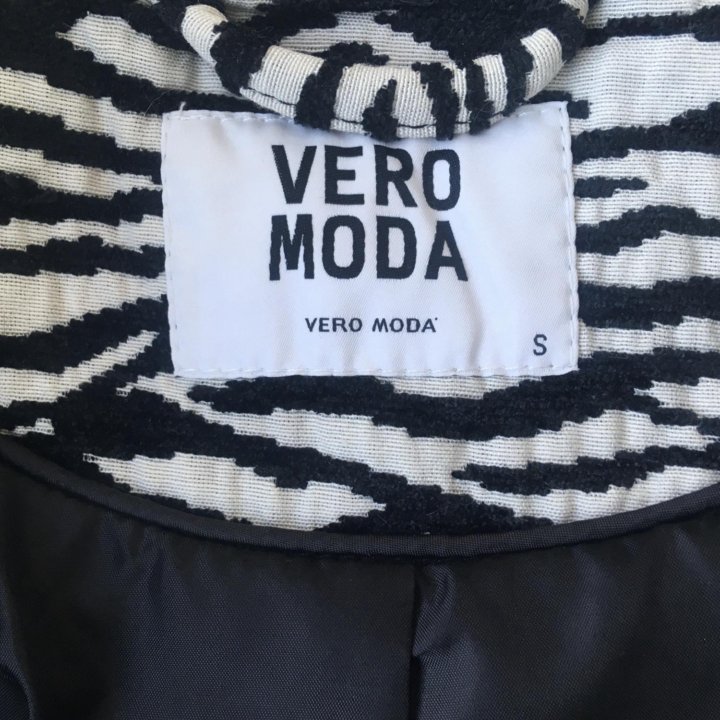 Пальто Vero Moda S