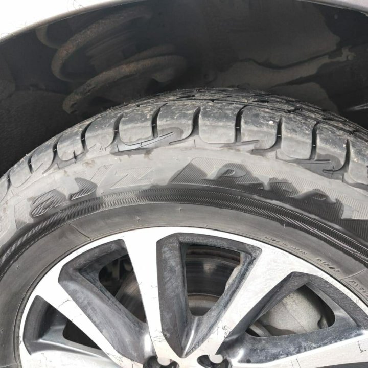 Bridgestone Playz PX-RV