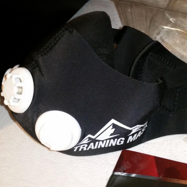 Тренировочная маска Elevation Training Mask 2.0 M